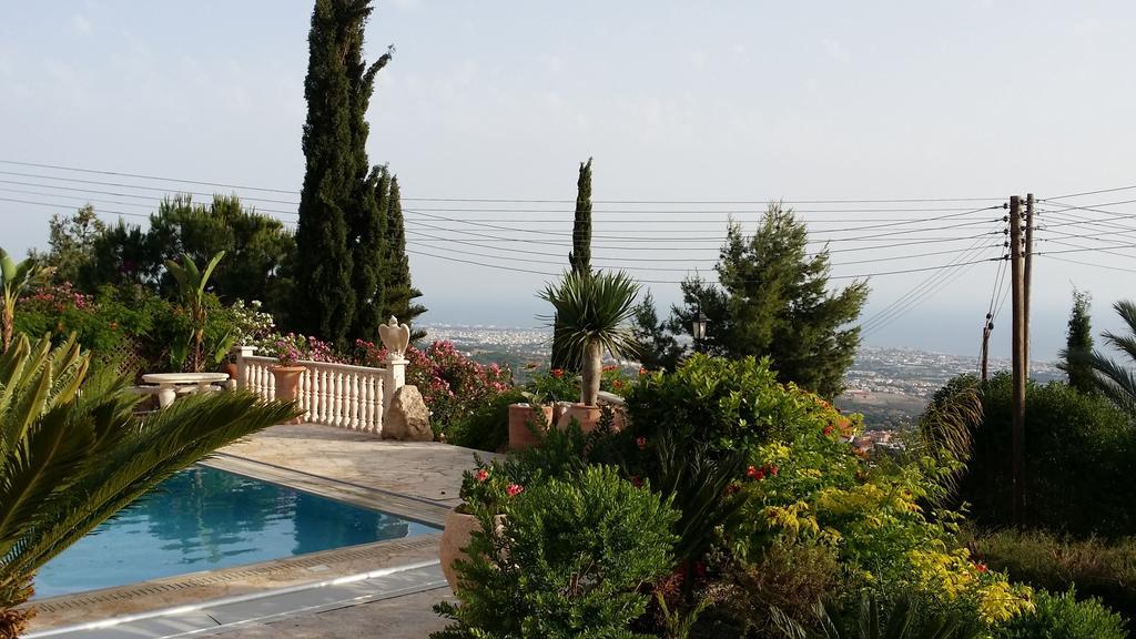 Garden of Eden Villa Paphos Exteriör bild